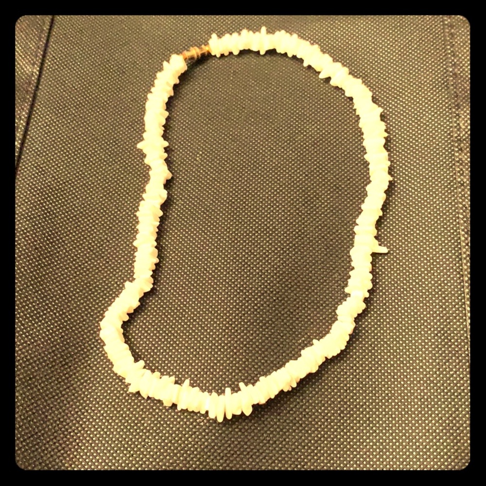 Vintage Hawaiian  natural puka shell